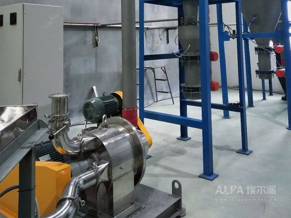 威海某生物科技公司海参饲料分级机粉碎生产线